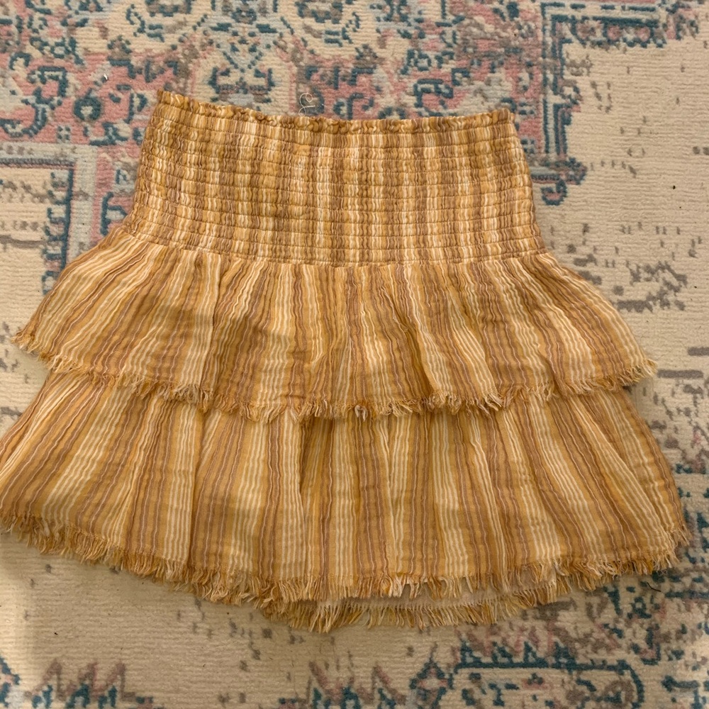 Orange skirt!!